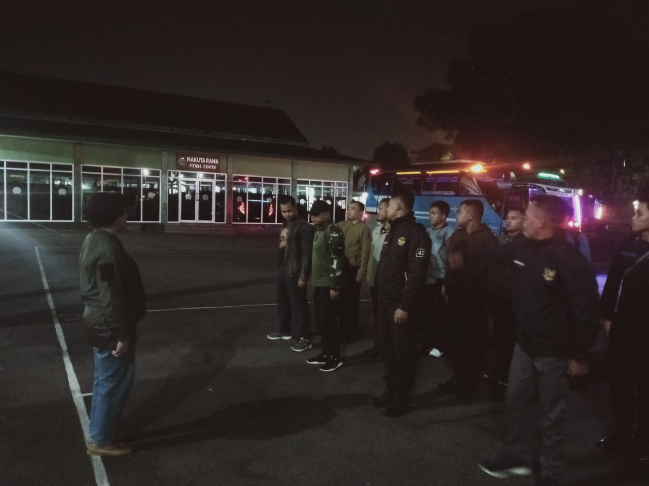 Mayor Caj (K) July Silooy Lepas Kader Rakyat Terlatih Perwakilan Korem 073/Makutarama